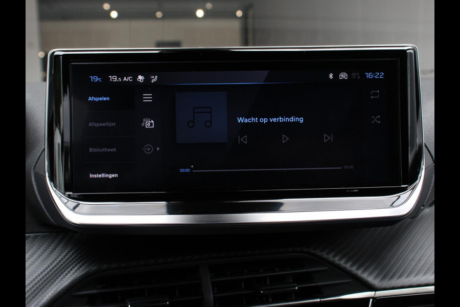 Peugeot 2008 1.2 PureTech 130 pk Automaat Allure Pack Climate Control Cruise control Parkeersensoren LED Navigatie Apple Carplay/ Android Auto