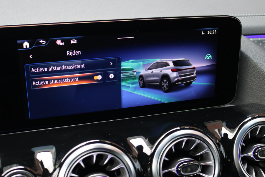 Mercedes-Benz EQA 250+ AMG Line 71 kWh | Facelift | Panoramadak | Distronic | Memory | Leder | Keyless Go | Surround Camera | Exclusief-pakket | Apple Carplay/Android Auto |