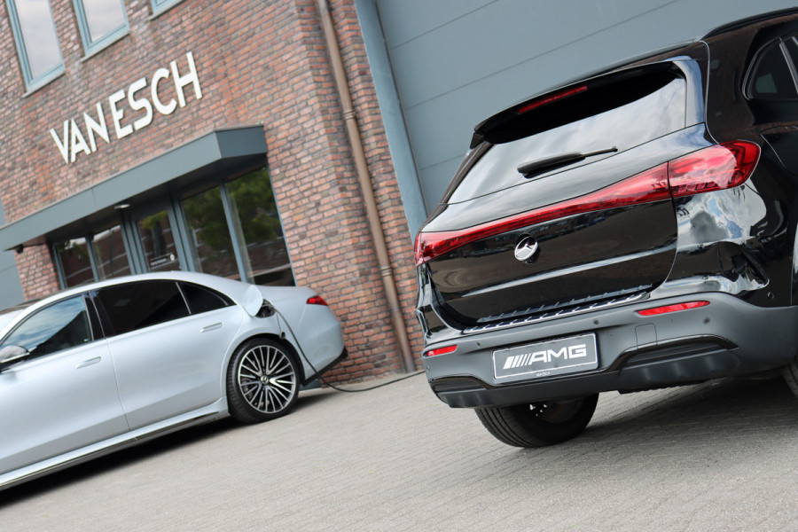 Mercedes-Benz EQA 250+ AMG Line 71 kWh | Facelift | Panoramadak | Distronic | Memory | Leder | Keyless Go | Surround Camera | Exclusief-pakket | Apple Carplay/Android Auto |