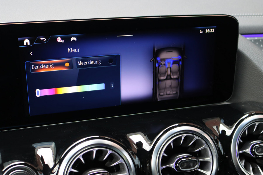Mercedes-Benz EQA 250+ AMG Line 71 kWh | Facelift | Panoramadak | Distronic | Memory | Leder | Keyless Go | Surround Camera | Exclusief-pakket | Apple Carplay/Android Auto |