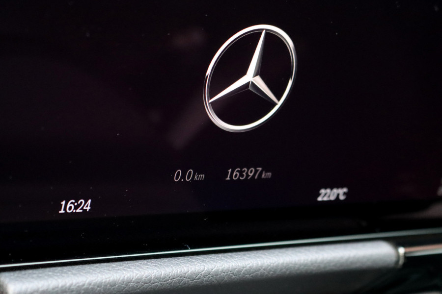 Mercedes-Benz EQA 250+ AMG Line 71 kWh | Facelift | Panoramadak | Distronic | Memory | Leder | Keyless Go | Surround Camera | Exclusief-pakket | Apple Carplay/Android Auto |