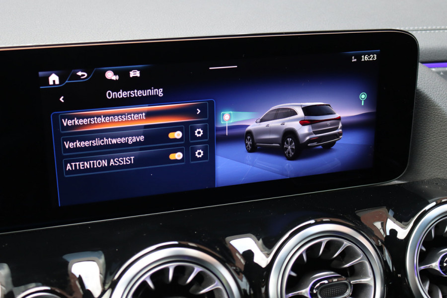 Mercedes-Benz EQA 250+ AMG Line 71 kWh | Facelift | Panoramadak | Distronic | Memory | Leder | Keyless Go | Surround Camera | Exclusief-pakket | Apple Carplay/Android Auto |