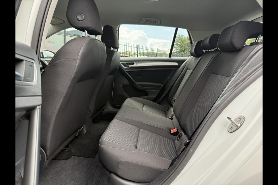 Volkswagen Golf 1.0 TSI Trendline 2e Eigenaar,Carplay,Navi,Clima,Cruise,Pdc V+A,Apk tot 03-2027