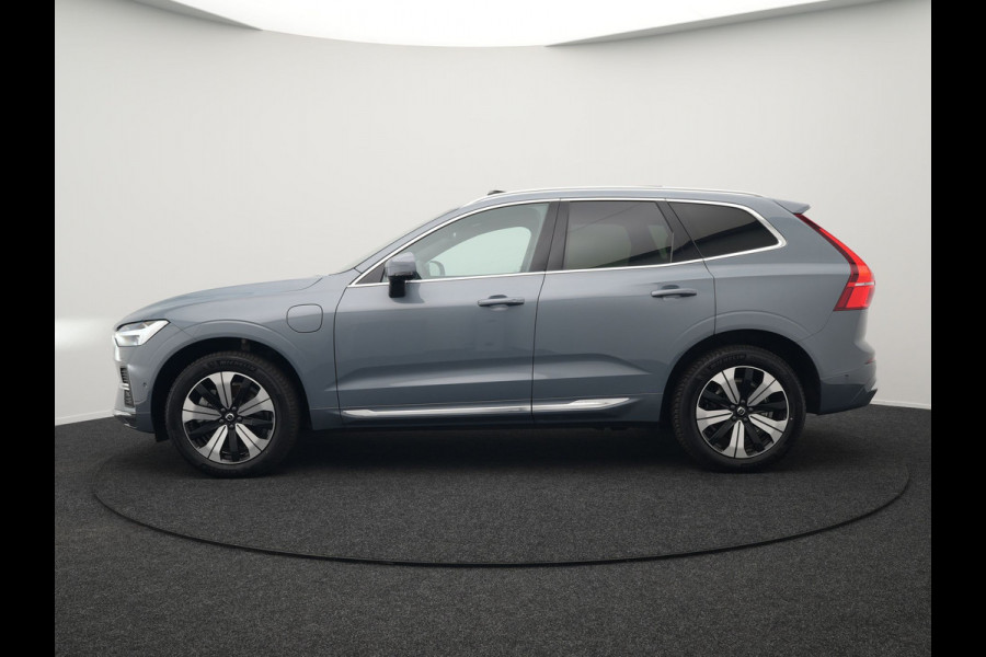 Volvo XC60 T6 AWD Plus Bright Plug In Hybrid Thunder Grey 340pk Long Range PHEV | Panodak | Tailored Wool Sportstoelen Memory | Adaptive Cruise | Google Assistant | Pilot Assist | Harman Kardon | 360 Camera | Stoel & Stuurverwarming |