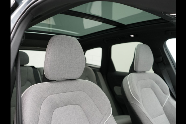 Volvo XC60 T6 AWD Plus Bright Plug In Hybrid Thunder Grey 340pk Long Range PHEV | Panodak | Tailored Wool Sportstoelen Memory | Adaptive Cruise | Google Assistant | Pilot Assist | Harman Kardon | 360 Camera | Stoel & Stuurverwarming |