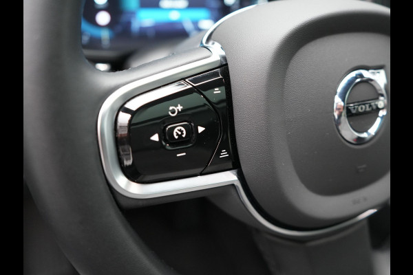 Volvo XC60 T6 AWD Plus Bright Plug In Hybrid Thunder Grey 340pk Long Range PHEV | Panodak | Tailored Wool Sportstoelen Memory | Adaptive Cruise | Google Assistant | Pilot Assist | Harman Kardon | 360 Camera | Stoel & Stuurverwarming |