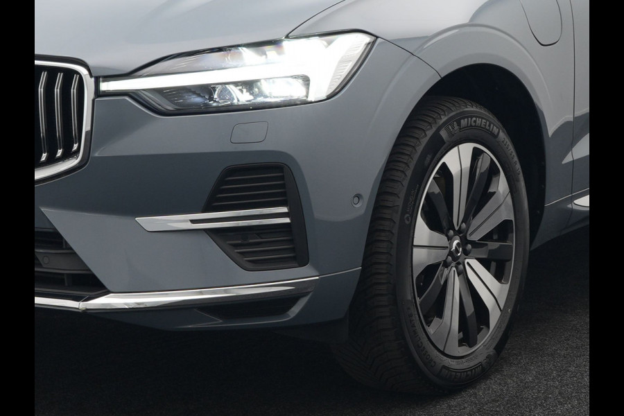 Volvo XC60 T6 AWD Plus Bright Plug In Hybrid Thunder Grey 340pk Long Range PHEV | Panodak | Tailored Wool Sportstoelen Memory | Adaptive Cruise | Google Assistant | Pilot Assist | Harman Kardon | 360 Camera | Stoel & Stuurverwarming |