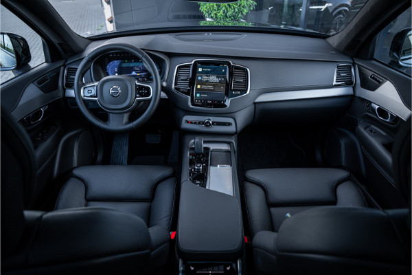 Volvo XC90 2.0 T8 Recharge AWD Plus Dark - Panorama | Luchtvering | H&K | Memory | Elek. Trekhaak
