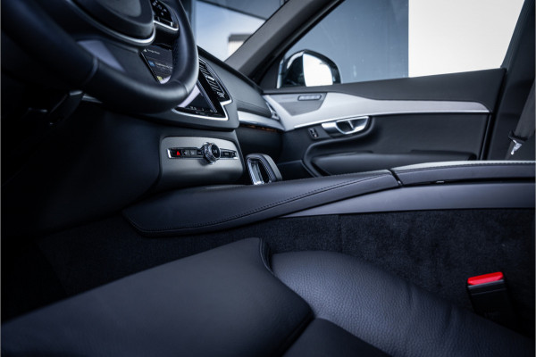 Volvo XC90 2.0 T8 Recharge AWD Plus Dark - Panorama | Luchtvering | H&K | Memory | Elek. Trekhaak