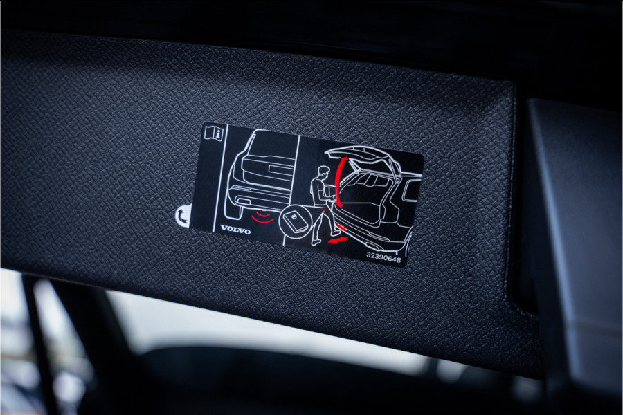 Volvo XC90 2.0 T8 Recharge AWD Plus Dark - Panorama | Luchtvering | H&K | Memory | Elek. Trekhaak