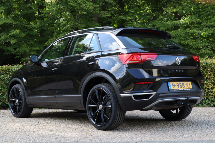 Volkswagen T-Roc 1.0 TSI Style | Trekhaak | Carplay | Navi |