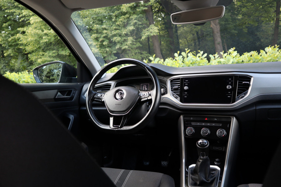 Volkswagen T-Roc 1.0 TSI Style | Trekhaak | Carplay | Navi |