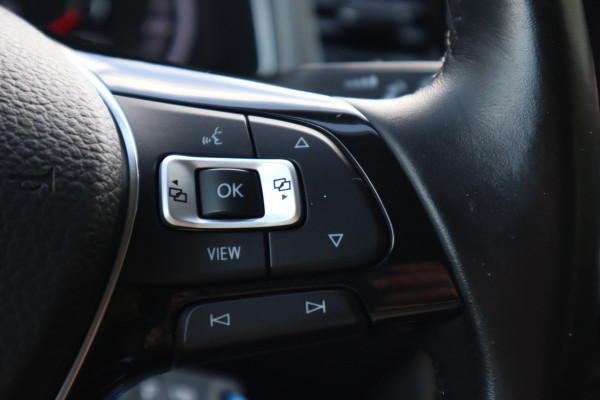 Volkswagen T-Roc 1.0 TSI Style | Trekhaak | Carplay | Navi |