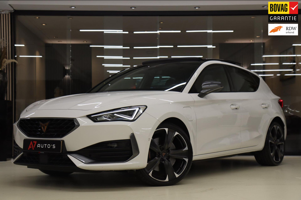 CUPRA Leon 1.4 e-Hybrid VZ Performance PANO /STOELV/SFEERV/CA/M/VOL CUPRA Leon 1.4 e-Hybrid VZ Performance PANO /STOELV/SFEERV/CA/M/VOL