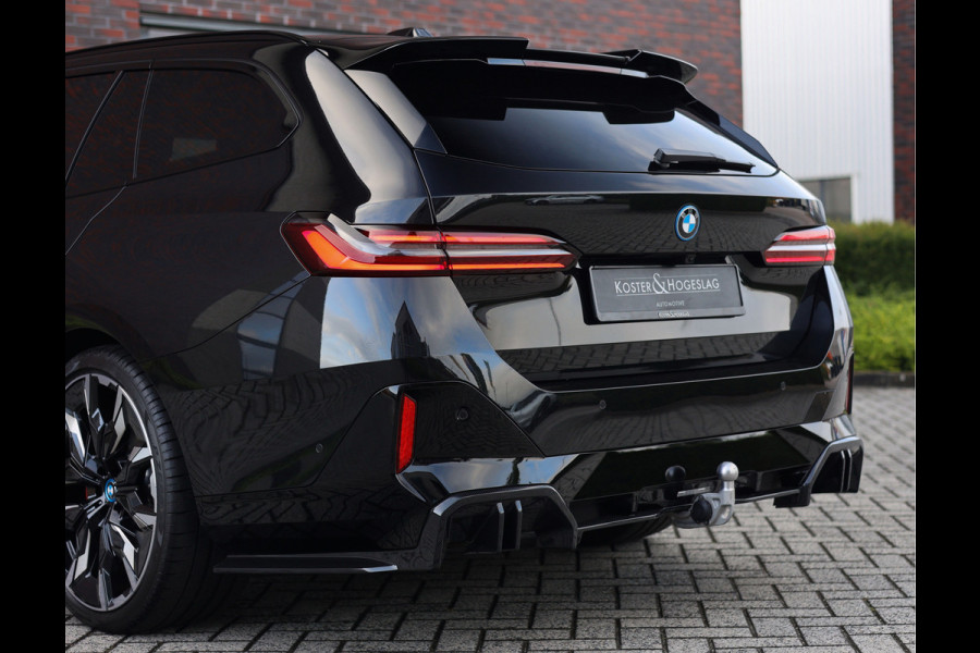BMW 5 Serie Touring 530e | M Performance - Trekhaak - Harman/Kardon
