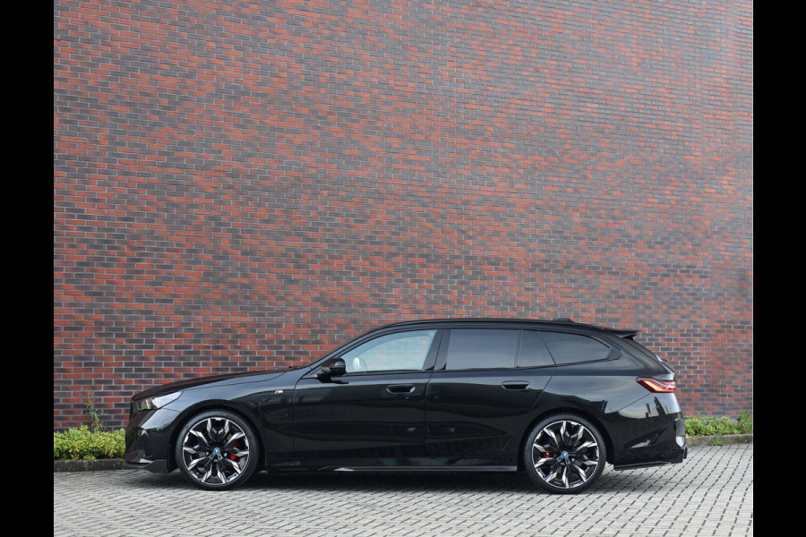 BMW 5 Serie Touring 530e | M Performance - Trekhaak - Harman/Kardon