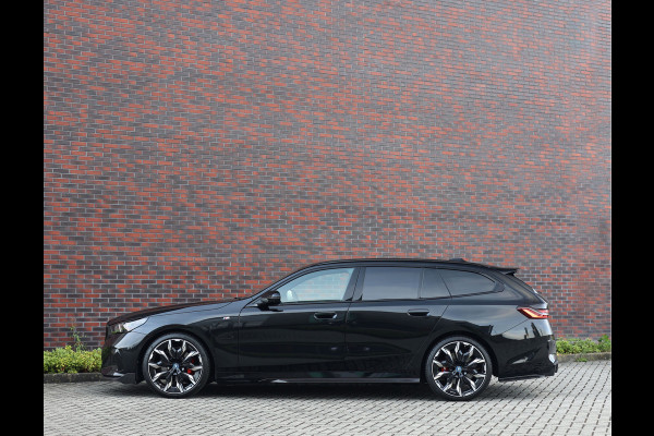 BMW 5 Serie Touring 530e | M Performance - Trekhaak - Harman/Kardon