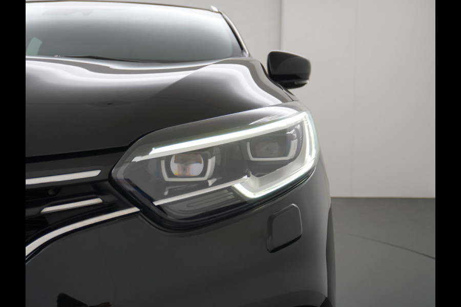 Renault Kadjar T160PK AUT-7 Black-Edition Navi Camera Apple Carplay/Android Elektr-Verst+Leer/Alcantara-Sport-Stoel+Verwarmd LED 19" Bose®-Soun Regen-Lichtsensor+VoorruitVerwarmd Blind spot warning Easy park assist 1.500Kg Trekvermogen 100% Dealeronderhouden EURO6 Orig.NLse Auto € 39.000 nieuw!
