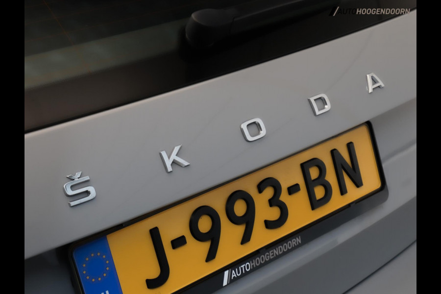 Škoda SCALA 1.0 TSI Business Edition Luxe (APPLE CARPLAY,LED,STOELVERWARMING,CRUISE,DIGITAL DISPLAY,PARKEERSENSOREN,PREMIUM SOUND)