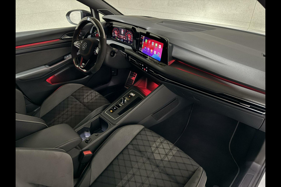 Volkswagen Golf 1.5 eTSI R-Line Pano H/K Akrapovič Sfeer HUD CarPlay