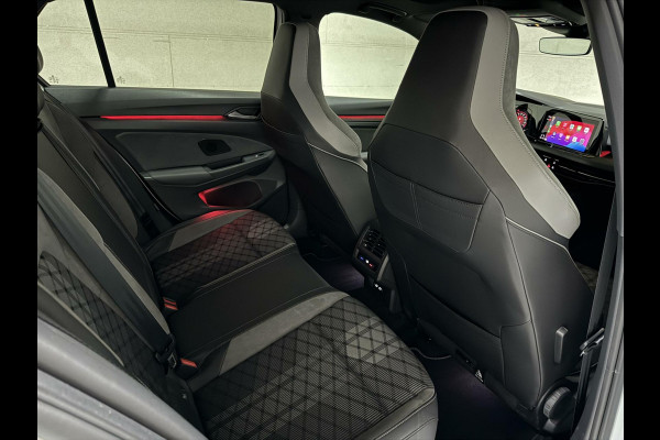 Volkswagen Golf 1.5 eTSI R-Line Pano H/K Akrapovič Sfeer HUD CarPlay
