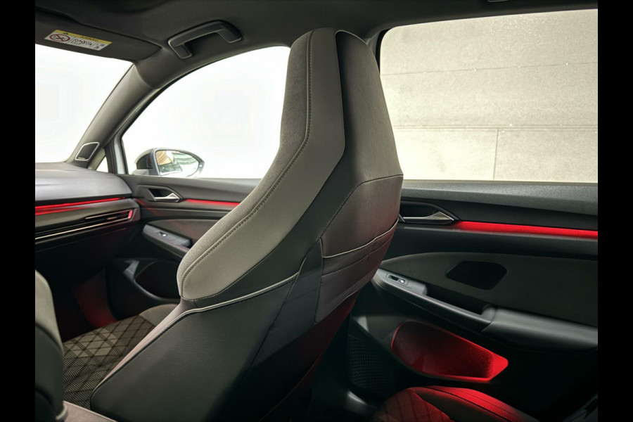 Volkswagen Golf 1.5 eTSI R-Line Pano H/K Akrapovič Sfeer HUD CarPlay