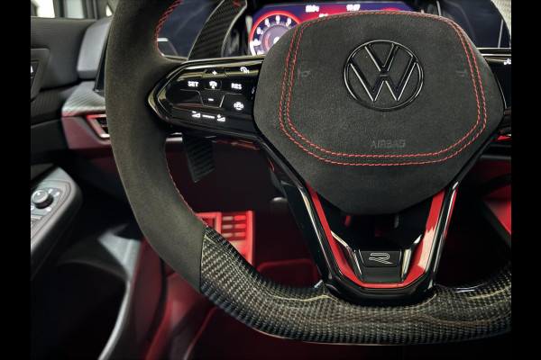 Volkswagen Golf 1.5 eTSI R-Line Pano H/K Akrapovič Sfeer HUD CarPlay
