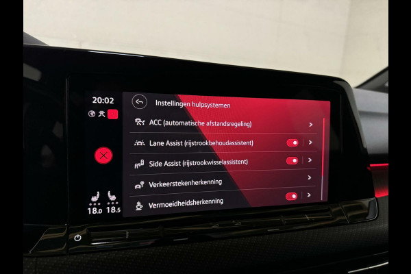 Volkswagen Golf 1.5 eTSI R-Line Pano H/K Akrapovič Sfeer HUD CarPlay