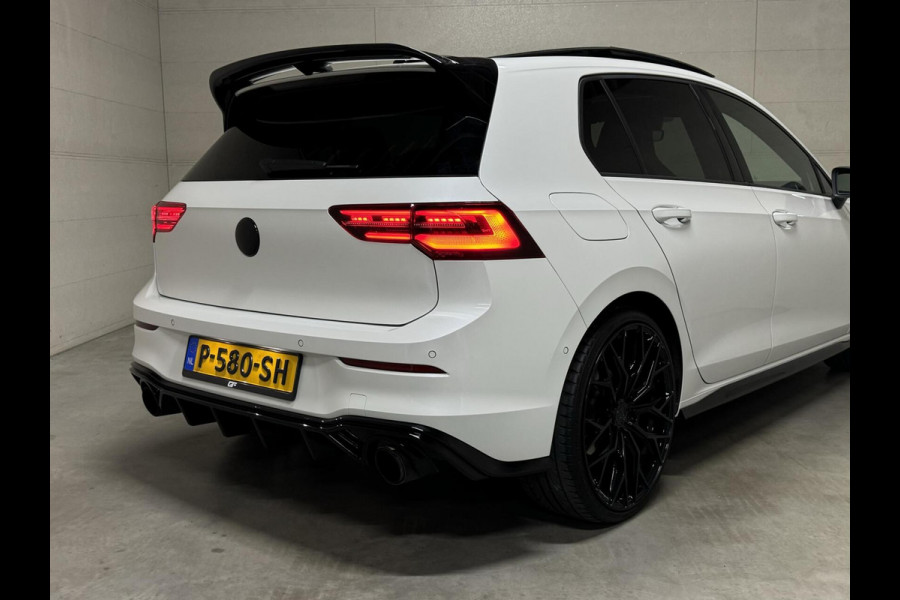 Volkswagen Golf 1.5 eTSI R-Line Pano H/K Akrapovič Sfeer HUD CarPlay
