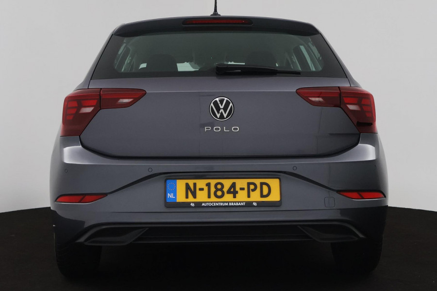 Volkswagen Polo 1.0 TSI Life (NAVIGATIE CARPLAY, PARKEERSENSOREN, STUURBEDIENING, MULTIMEDIA)