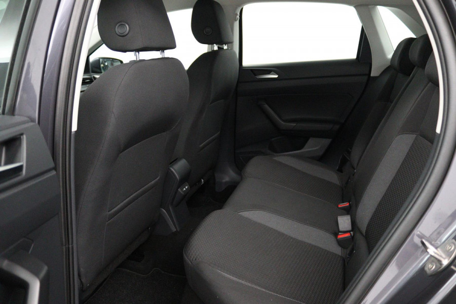 Volkswagen Polo 1.0 TSI Life (NAVIGATIE CARPLAY, PARKEERSENSOREN, STUURBEDIENING, MULTIMEDIA)
