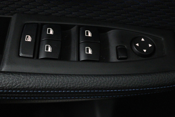 BMW 2 Serie Active Tourer 218i Executive (PANORAMADAK, NAVIGATIE, CAMERA, PDC, DEALER ONDERHOUDEN)