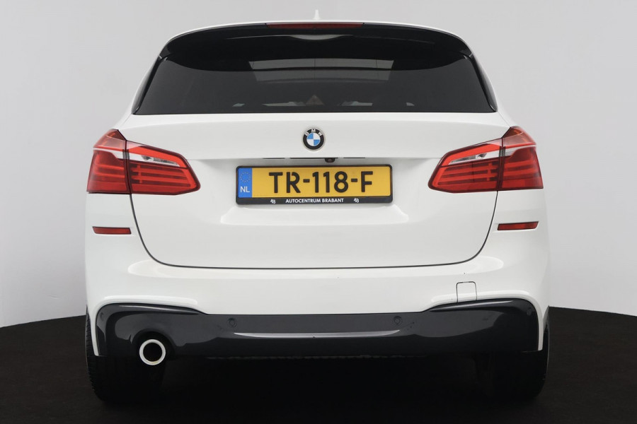 BMW 2 Serie Active Tourer 218i Executive (PANORAMADAK, NAVIGATIE, CAMERA, PDC, DEALER ONDERHOUDEN)