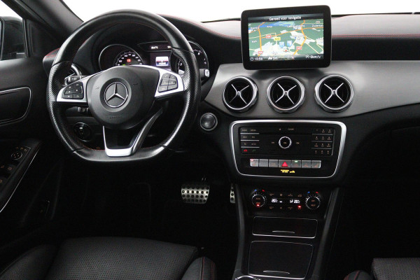 Mercedes-Benz GLA 200 Premium Plus (NAVIGATIE, STOELVERWARMING, CAMERA, PARKEERSENSOREN, LEDER, GOED ONDERHOUDEN)