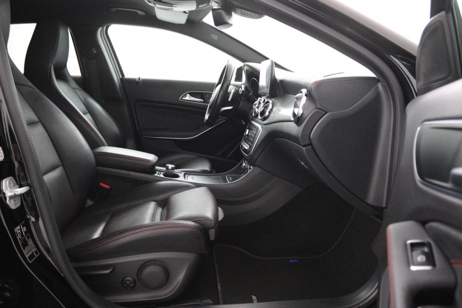 Mercedes-Benz GLA 200 Premium Plus (NAVIGATIE, STOELVERWARMING, CAMERA, PARKEERSENSOREN, LEDER, GOED ONDERHOUDEN)