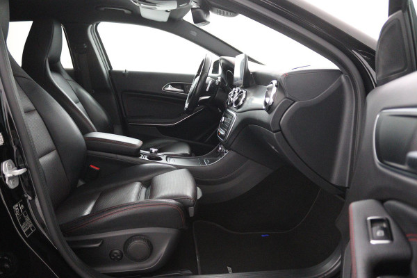 Mercedes-Benz GLA 200 Premium Plus (NAVIGATIE, STOELVERWARMING, CAMERA, PARKEERSENSOREN, LEDER, GOED ONDERHOUDEN)