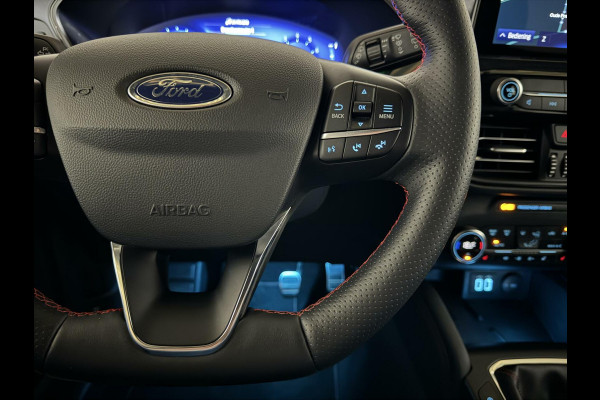 Ford Kuga 1.5 EcoBoost ST-Line Virtual CarPlay Winterpakket Camera Trekhaak.