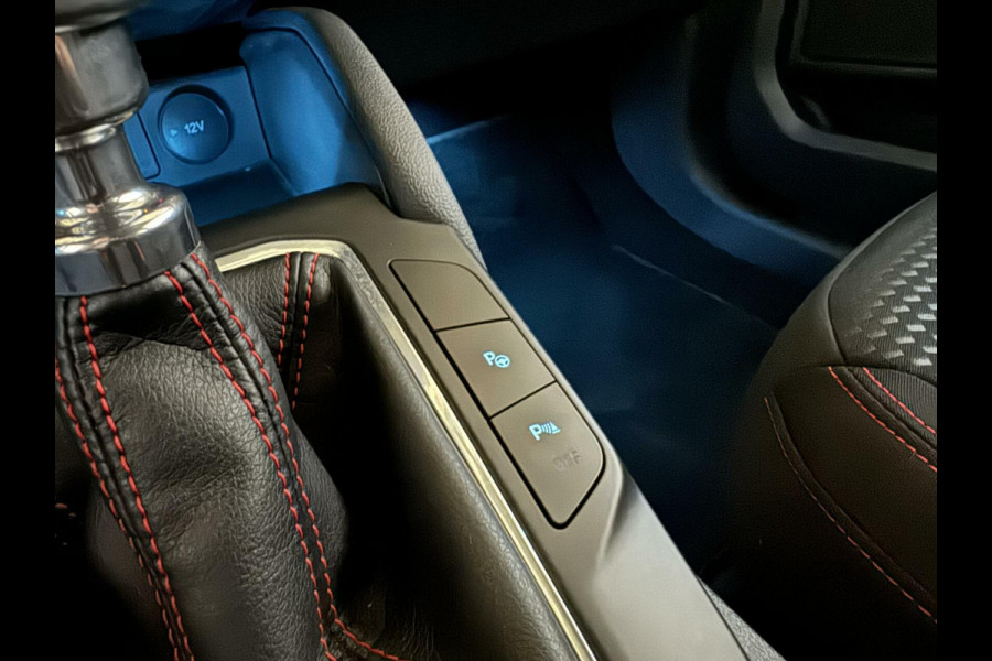Ford Kuga 1.5 EcoBoost ST-Line Virtual CarPlay Winterpakket Camera Trekhaak.