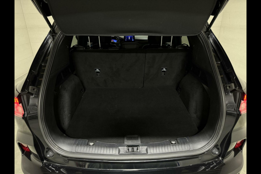 Ford Kuga 1.5 EcoBoost ST-Line Virtual CarPlay Winterpakket Camera Trekhaak.