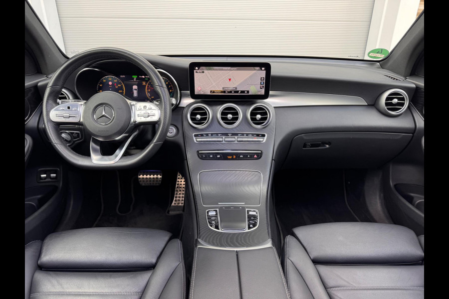 Mercedes-Benz GLC 300e AMG 4MATIC Pano/Camera/Keyless/Sfeer