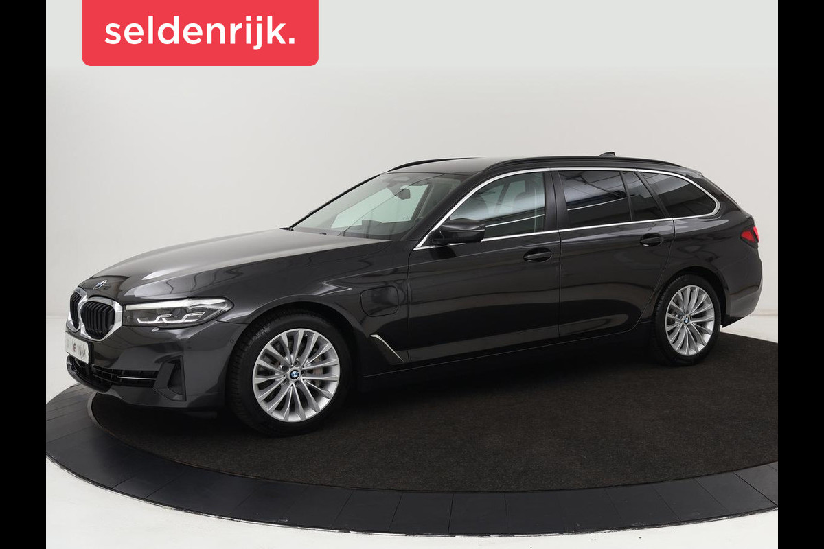 BMW 5 Serie 530e High Executive | Leder | Stoel & stuurverwarming | Adaptive cruise | Carplay | Sfeerverlichting | Camera | Live Cockpit | Navigatie | Full LED BMW 5 Serie 530e High Executive | Leder | Stoel & stuurverwarming | Adaptive cruise | Carplay | Sfeerverlichting | Camera | Live Cockpit | Navigatie | Full LED