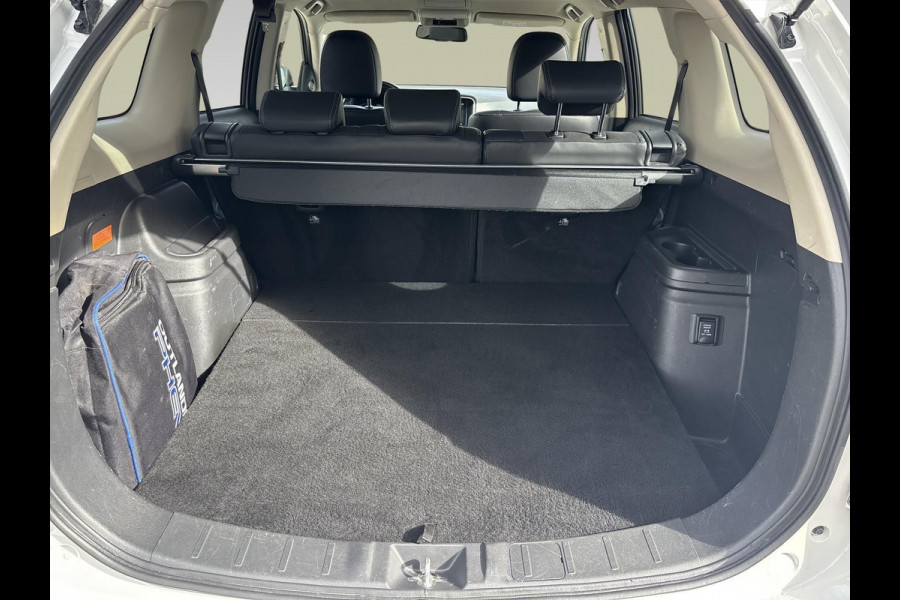 Mitsubishi Outlander 2.4 PHEV Intense S Met de S van sportiviteit , zie omschrijving met sportieve opties