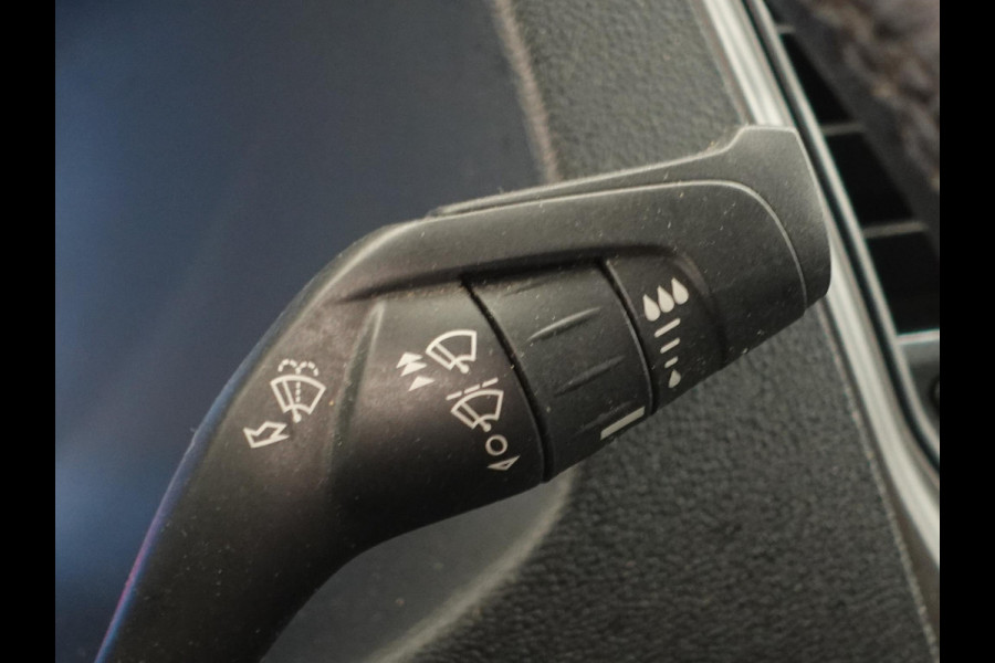 Ford Transit Custom 131pk Automaat L1H1 Trend Airco Cruise control  Parkeersensoren Euro6