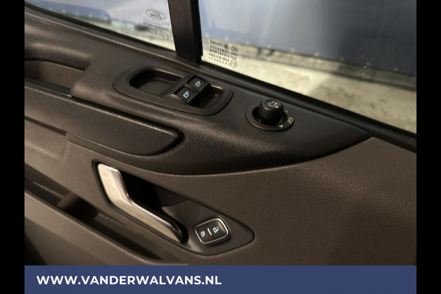 Ford Transit Custom 2.0 TDCI 130pk L1H1 Euro6 Airco | Camera | LED | Cruisecontrol | Apple Carplay | 2500kg Trekhaak Android Auto, Parkeersensoren, Stoelverwarming, Verwarmde voorruit, Bijrijdersbank