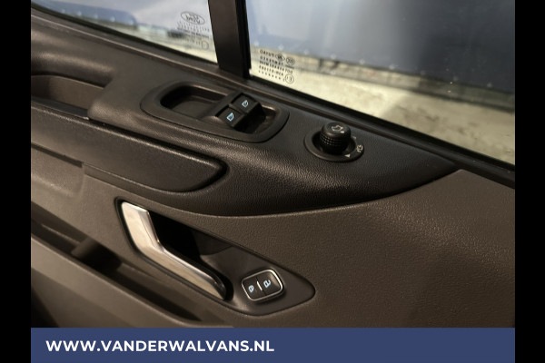 Ford Transit Custom 2.0 TDCI 130pk L1H1 Euro6 Airco | Camera | LED | Cruisecontrol | Apple Carplay | 2500kg Trekhaak Android Auto, Parkeersensoren, Stoelverwarming, Verwarmde voorruit, Bijrijdersbank