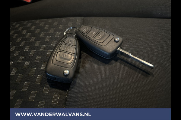 Ford Transit Custom 2.0 TDCI 130pk L1H1 Euro6 Airco | Camera | LED | Cruisecontrol | Apple Carplay | 2500kg Trekhaak Android Auto, Parkeersensoren, Stoelverwarming, Verwarmde voorruit, Bijrijdersbank