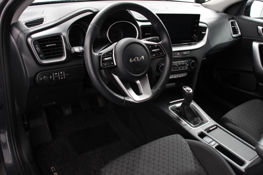 Kia Ceed Sportswagon 1.0 T-GDi Prestige | Navigatie | Apple Carplay/Android Auto | Camera | Cruise Control | Dab | Stoelverwarming |