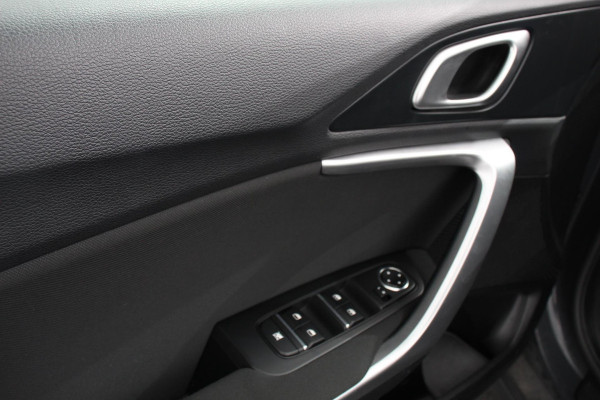 Kia Ceed Sportswagon 1.0 T-GDi Prestige | Navigatie | Apple Carplay/Android Auto | Camera | Cruise Control | Dab | Stoelverwarming |