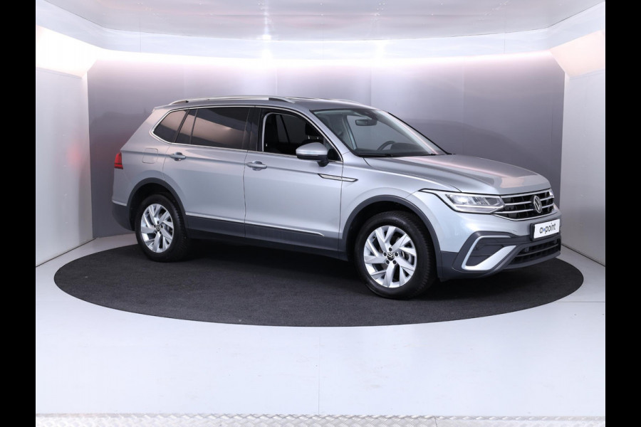 Volkswagen Tiguan Allspace 1.5 TSI Life Business 7p. 150 pk Automaat (DSG) | Navigatie | Parkeersensoren | Adaptieve cruise control | Autom. airco (3 zones) | LED koplampen |