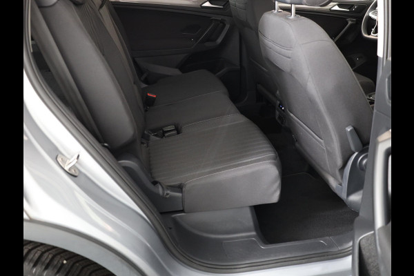 Volkswagen Tiguan Allspace 1.5 TSI Life Business 7p. 150 pk Automaat (DSG) | Navigatie | Parkeersensoren | Adaptieve cruise control | Autom. airco (3 zones) | LED koplampen |